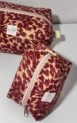 Set de neceseres NIDi hechos a mano