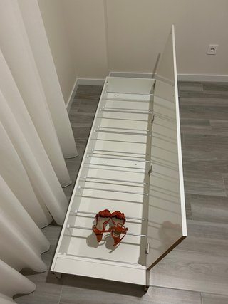 Armario zapatero con espejo blanco