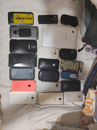 Lote de móviles Nokia , Samsung, iPhone