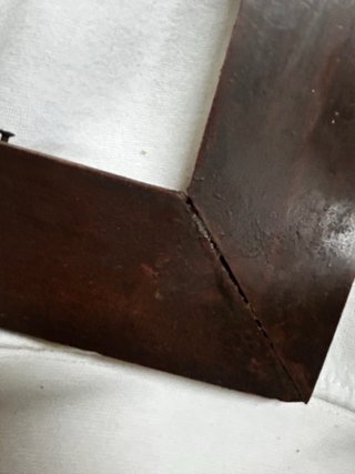 Antiguo marco de madera marrón