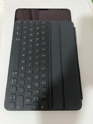 iPad Air 4 64GB Space Gray + Accesorios