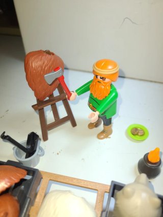 Lote 48.  Playmobil Curtidor Pieles
