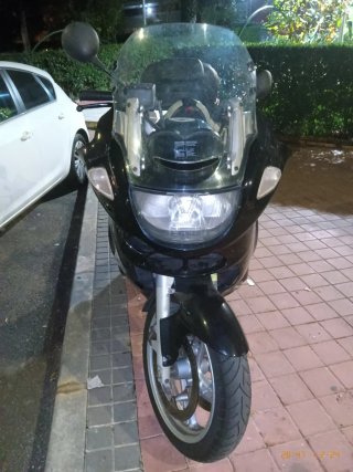 BMW K1200GT Negra