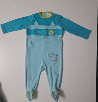 Hamaca balancín y ropa bebé 3-6 meses