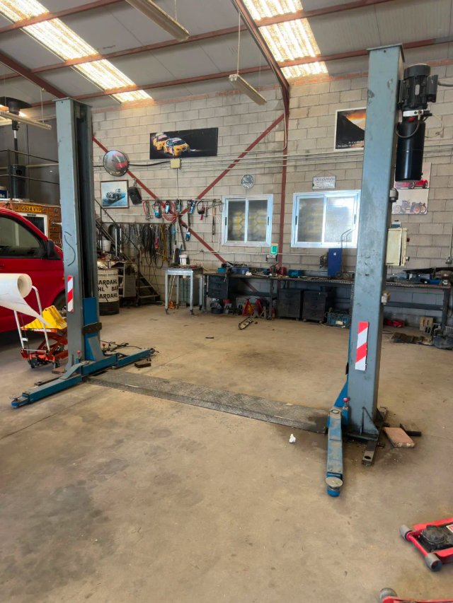 Elevador de coches taller 2 columnas