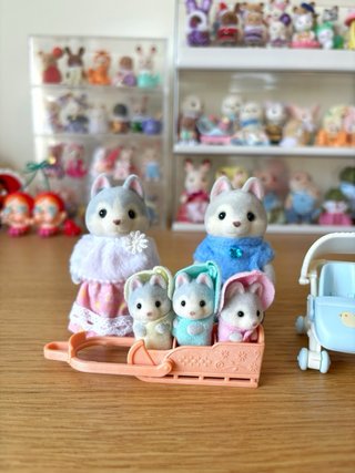 Sylvanian Families Cuna Bebés y Figuras