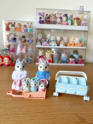 Sylvanian Families Cuna Bebés y Figuras