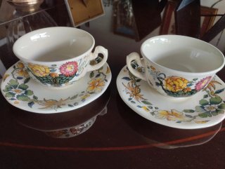 2 tazas y platos La Cartuja de Sevilla