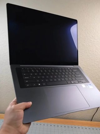 SAMSUNG BOOK 6 PRO 16" INTEL CORE ULTRA 7