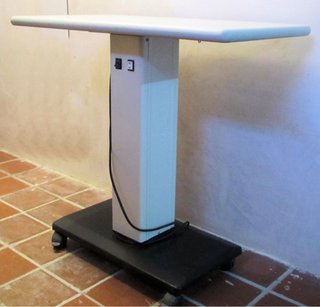Mesa Oftalmológica Eléctrica Elevable