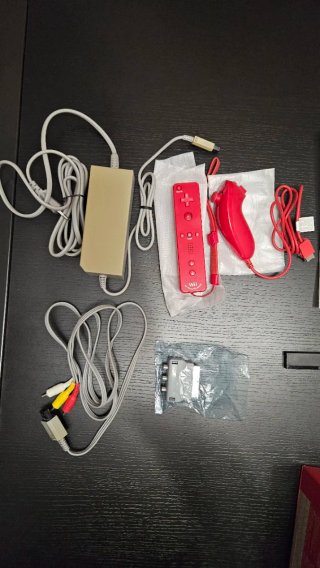 Nintendo Wii Mini Negra y Roja