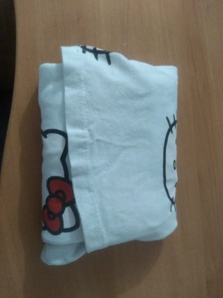 Buzo Hello Kitty Zara 8 años
