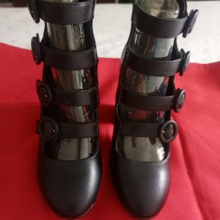 Botines de tacón elegantes verano