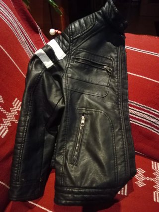 Cazadora imitación cuero Adolescente negra T 158
