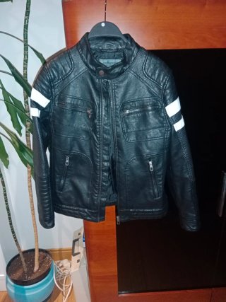 Cazadora imitación cuero Adolescente negra T 158