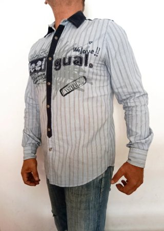 Camisa de rayas Desigual talla L estrecha.
