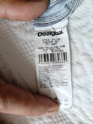 Camisa de rayas Desigual talla L estrecha.