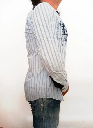 Camisa de rayas Desigual talla L estrecha.