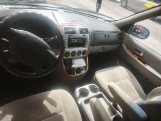 KIA Carnival 2006