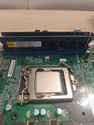 Pack Intel Core i7-4770 + Placa Base + 8GB RAM