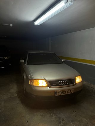 Audi A6 2000