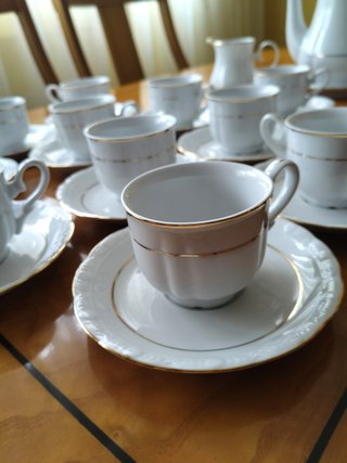 Juego de café nuevo filo dorado