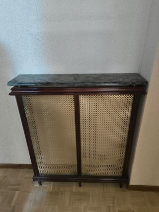 Griglia del radiatore in legno