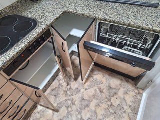 Cocina completa beige en U