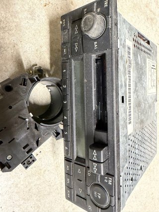 Radio Cassette y Palanca Intermitentes Alhambra 20