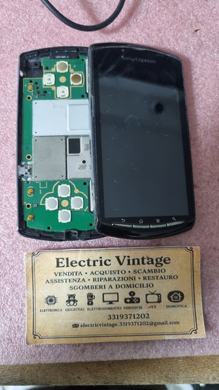 K1129NN-Smartphone Sony Ericsson Xperia Play