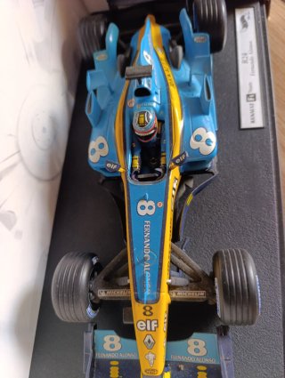 Renault F1 R24 Fernando Alonso 1:18 Hot Wheels