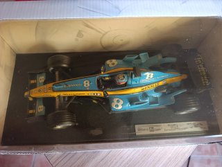Renault F1 R24 Fernando Alonso 1:18 Hot Wheels