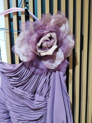 Vestido fiesta morado sin flor