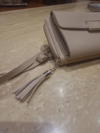 Bolso cartera pequeño con bolsillo móvil