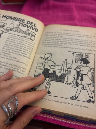 Cuento Infantil Antiguo "Un Gato en el País de las