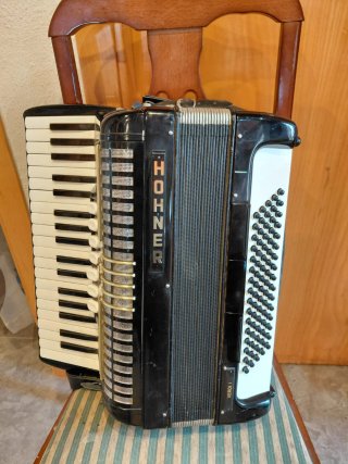 Acordeón Hohner VERDI I