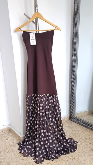 Vestido largo lunares. De Zara. Nuevo sin estrenar