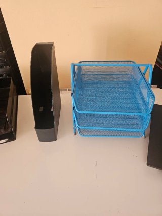 Mesa de estudio blanca Ikea