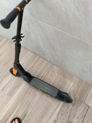 Patinete Negro de calle