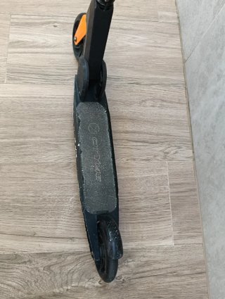Patinete Negro de calle