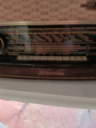 Radio Tocadiscos Antiguo