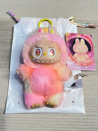 Labubu Loyalty Peluche