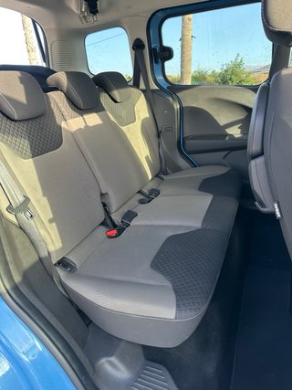 Ford Tourneo Courier 2015