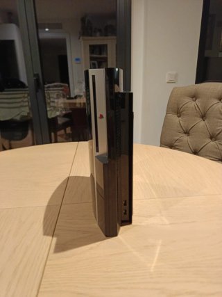 Consola PS3 fat negra Usada + 2 Mandos + Juegos