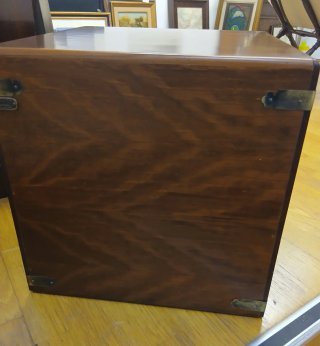 Mueble baúl auxiliar