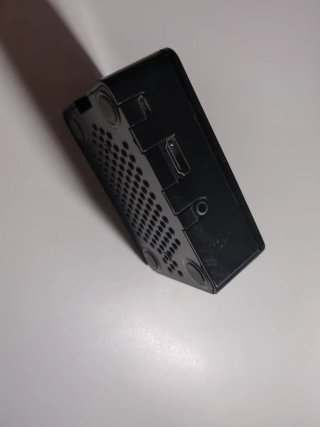 Raspberry Pi 1 Negra en su caja