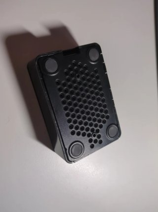 Raspberry Pi 1 Negra en su caja