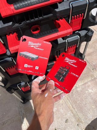 Caja Milwaukee PACKOUT + Taladro Milwaukee