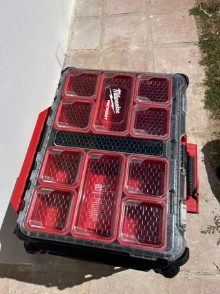 Caja Milwaukee PACKOUT + Taladro Milwaukee