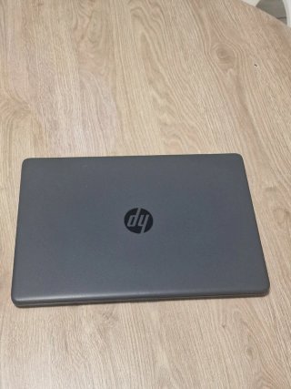 HP 255 G8 Laptop